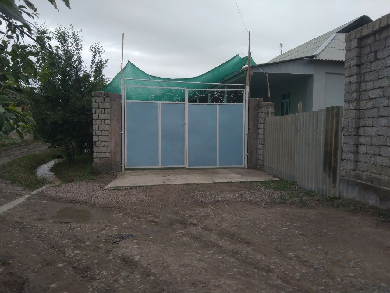 Учачтка сотилади срочно