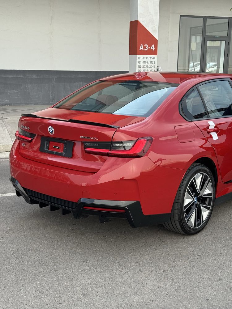 Bmw i3 40l night sport 2023-yil 360gradus harman kardon
