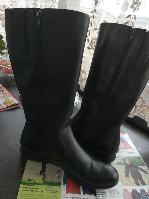 Vând cizme damă mărimea 41 Ecco