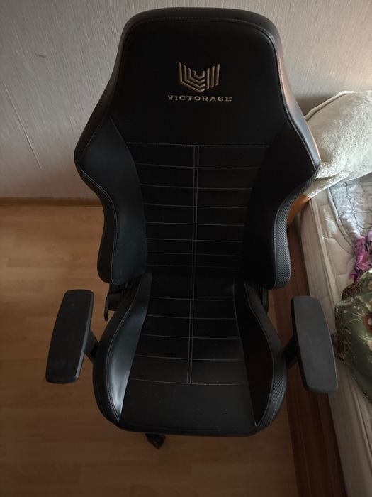 Игровое кресло Victorage