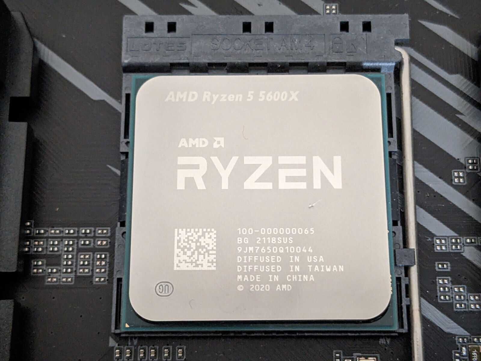 AORUS B550 Elite AX V2 + AMD Ryzen 5 5600X + 32 GB RAM - комбо