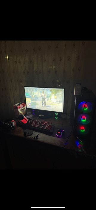 Микрофон HyperX Quadcast S