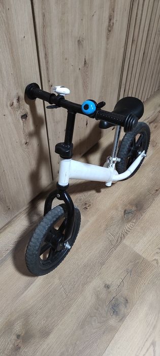 Bicicleta fara pedale pt copil 2-4 ani