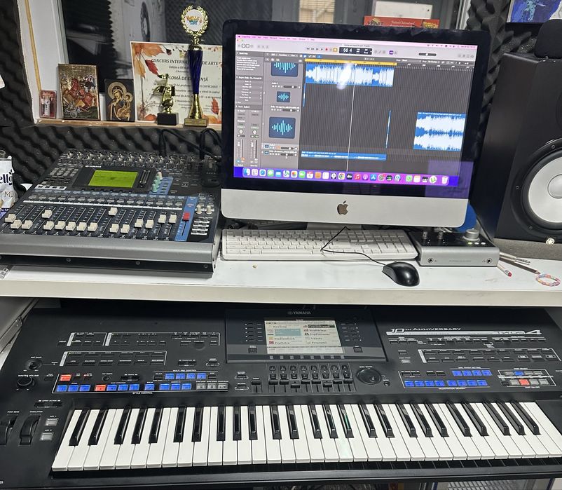 Yamaha Tyros 4 Black (Anniversary edition)
