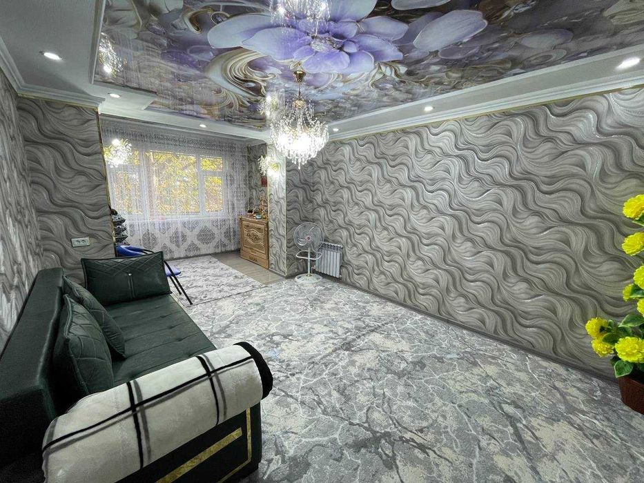 Срочно 2 хонали квартира сотилади №372