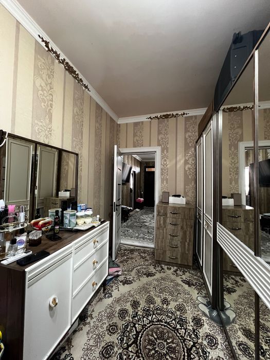 СРОЧНО продается 2-х в 3-х комнатную с ремонтом на Юнусабаде