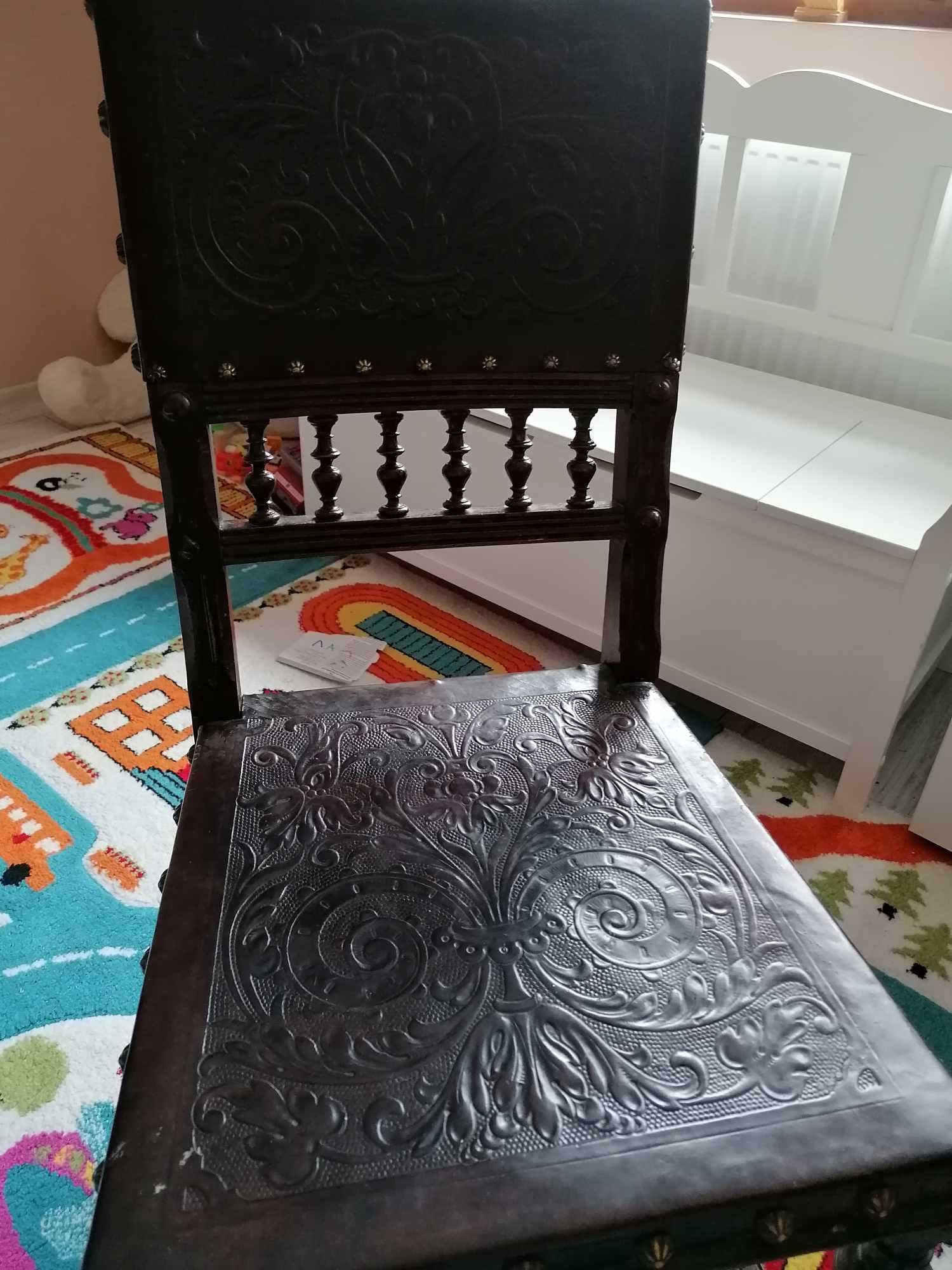 Vând scaun evreiesc
