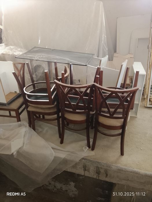 Стулья деревянные