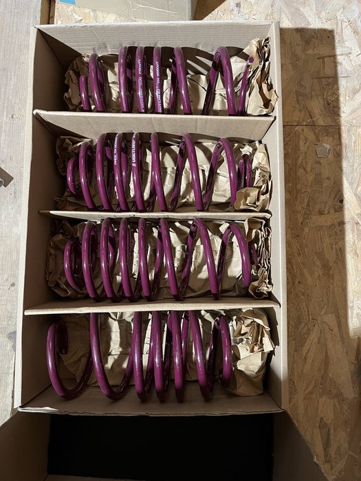 Vand set arcuri noi  Opel Zafira/Fiat Chroma diesel