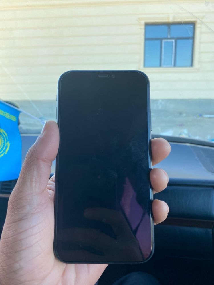 Iphone 11 сатылады