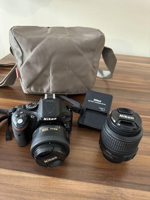 Фотоапарат Nikon D5200 + 2 обектива + аксесоари