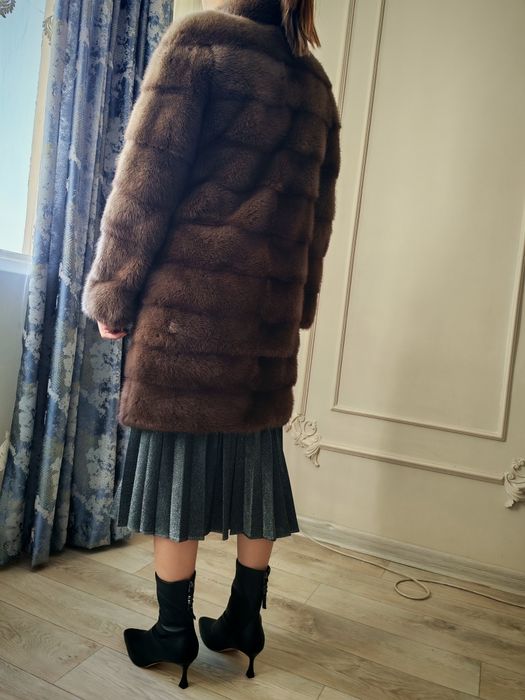 Продаю шубу норковую