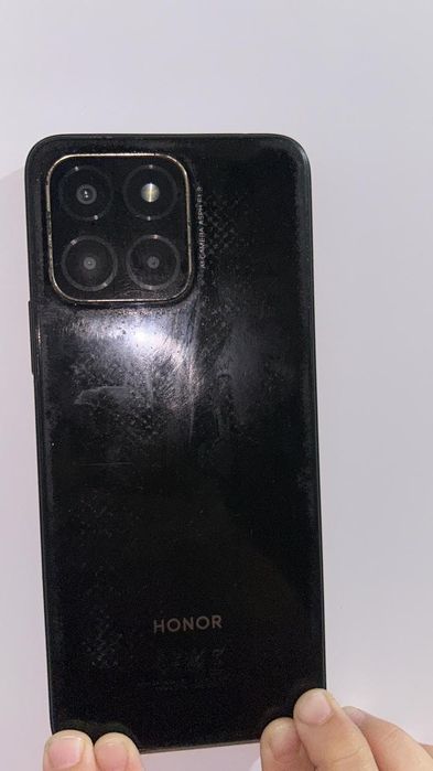 Хонор  х6  64гб.