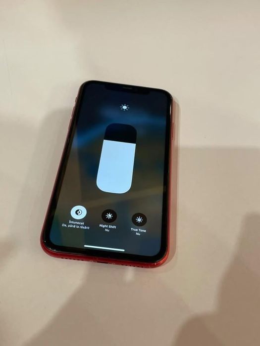 Vând iPhone 11 de 128gb‼️