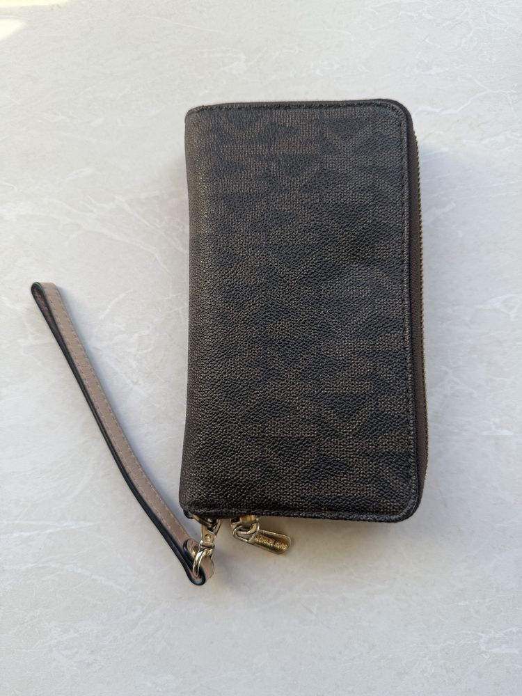 Портфейл Michael Kors