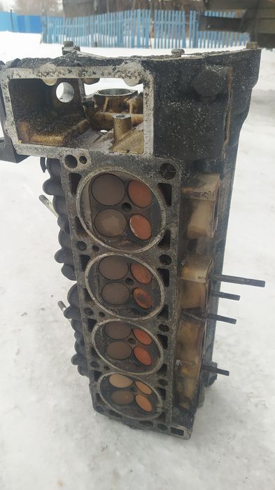 Продам ГБЦ змз 406 409