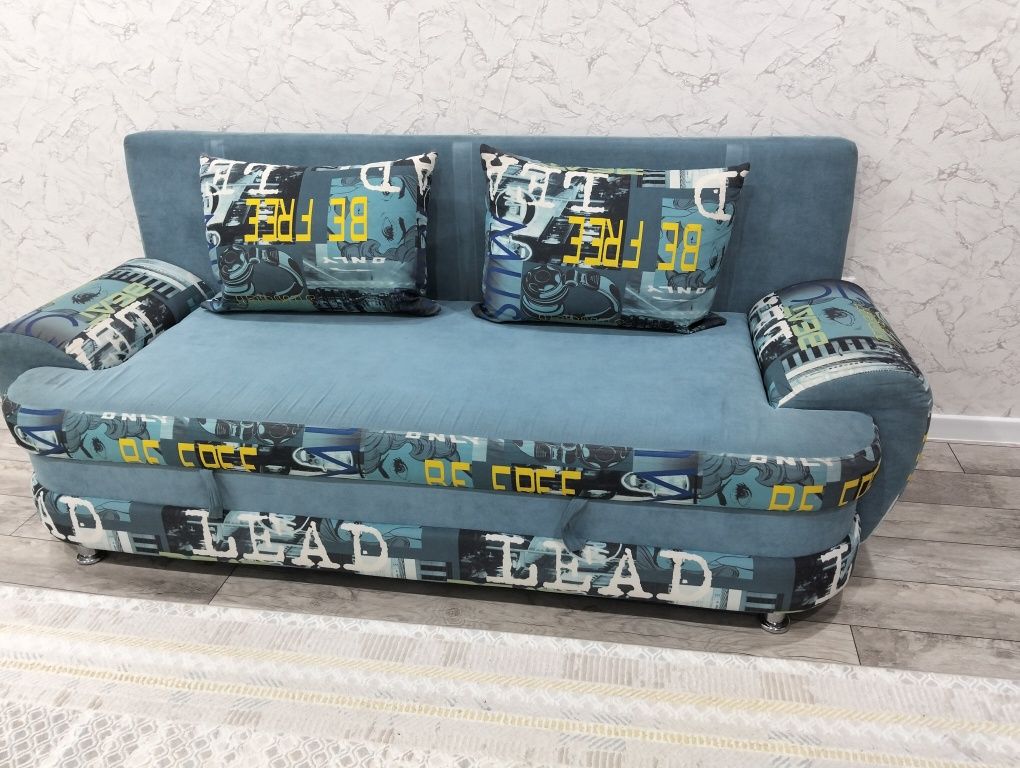 Продам диван софу
