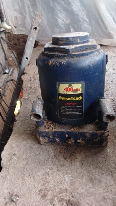 Домкрат 100, 200, 300 тонн. Поднимаем дом