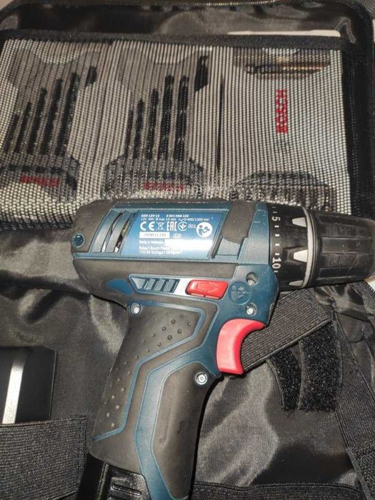 Bosch Filetanta 12 V, Set burghie și set Bit