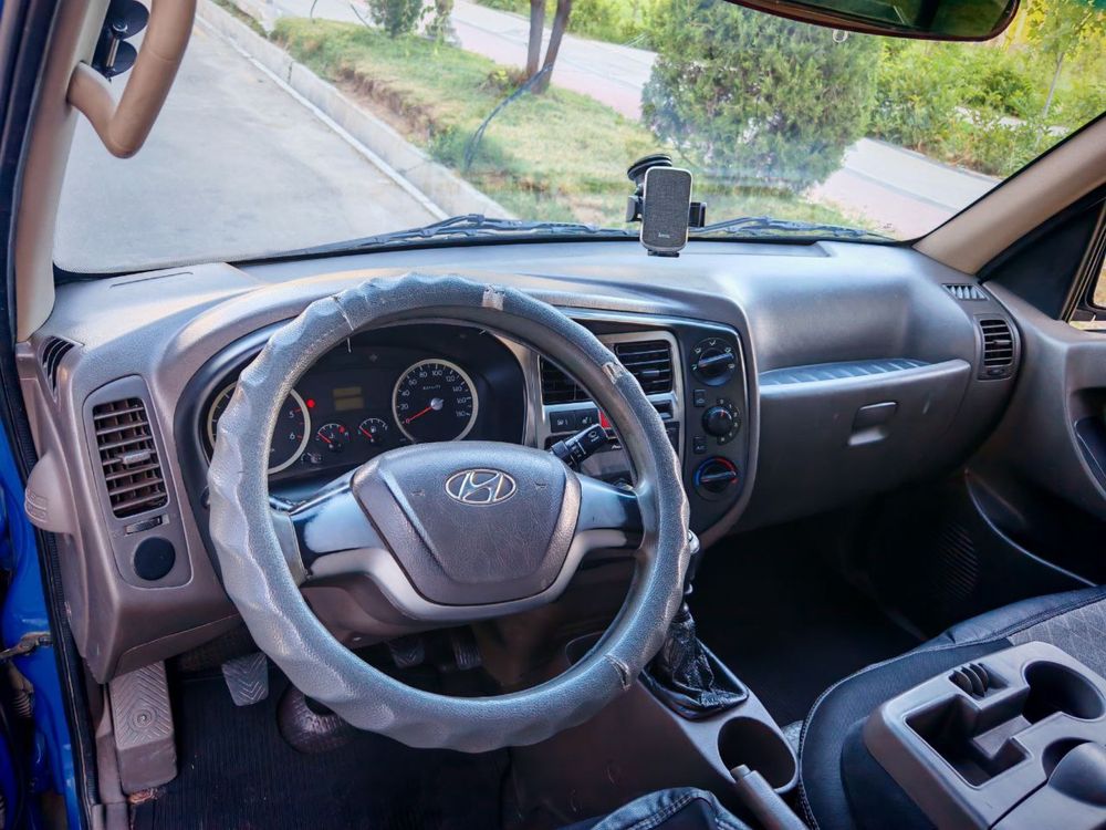Hyundai Porter 2012 продается срочно своя