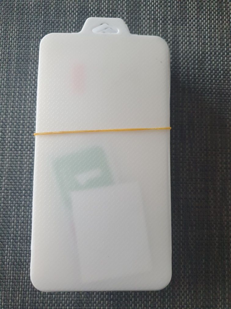 Стъклен протектор за iphone 11