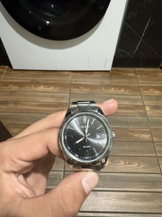 Casio 140лева почти нов