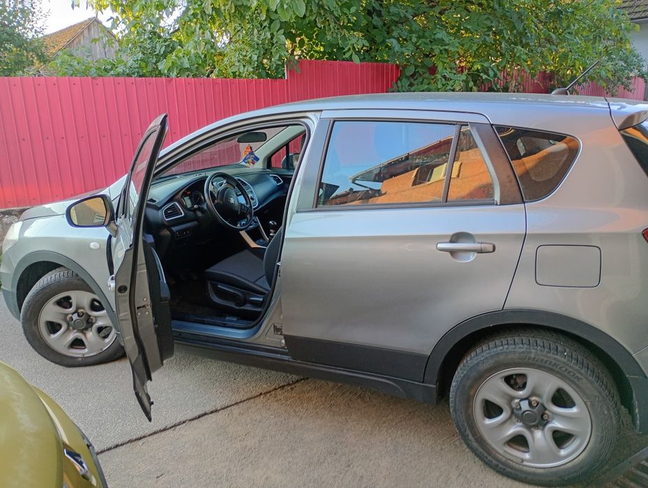 Suzuki SX4 scros 2015