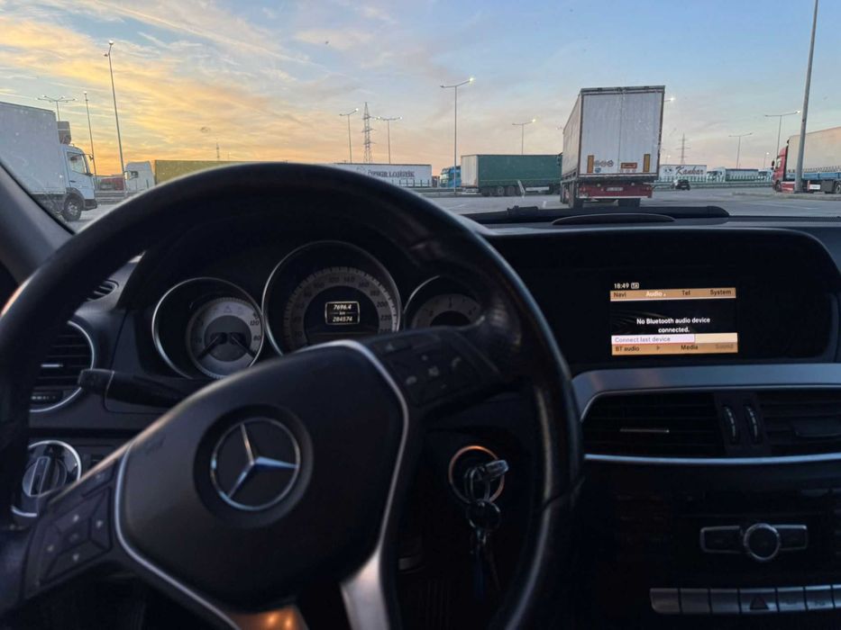 Mercedes c180 w204 2011