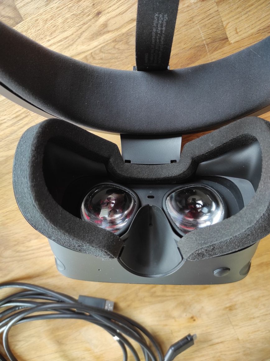 Очила за виртуална реалност VR Леново / Lenovo Oculus Rift S