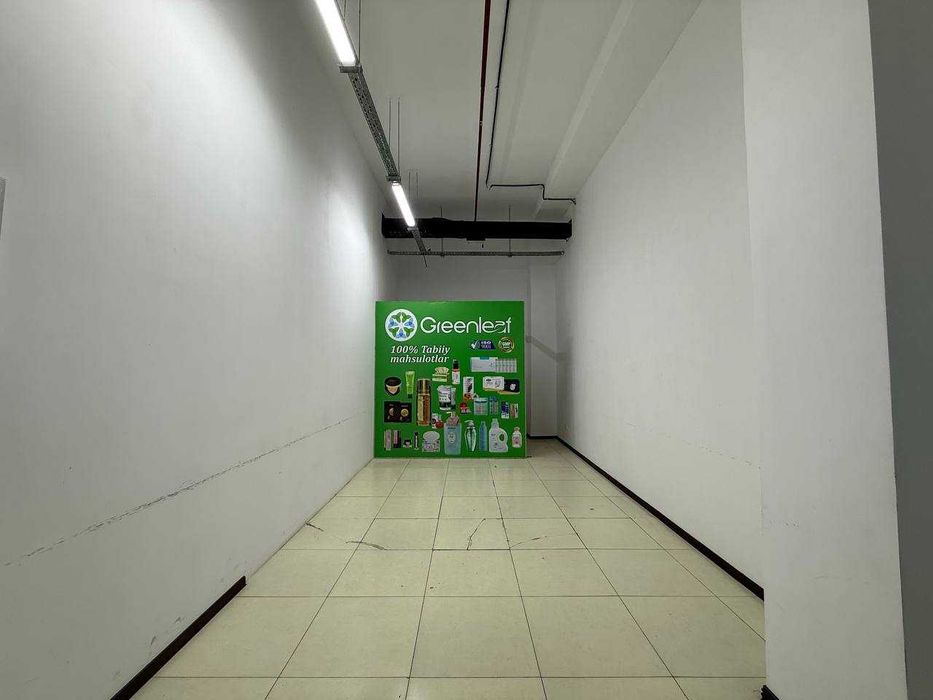 Tayyor 32 m2 magazin sotiladi