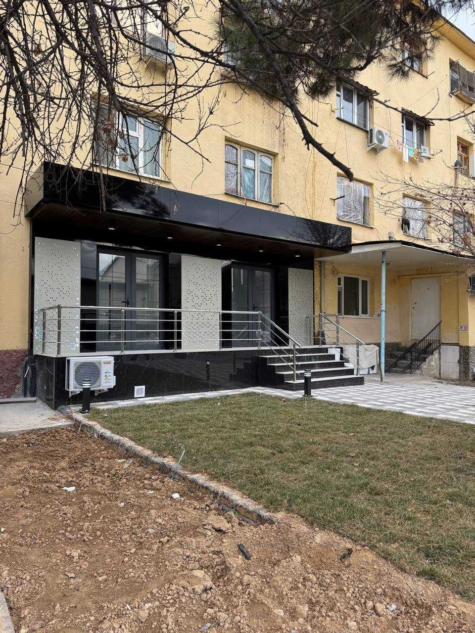 СРОЧНО! СДАЁТСЯ ОФИС 1-ЛИНИЯ Юнусабадский Адрес: Мечет Бодомзор Этаж:1