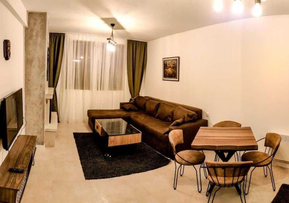 Луксозен Апартамент Мечи Чал - Апартхотел Манастира 2