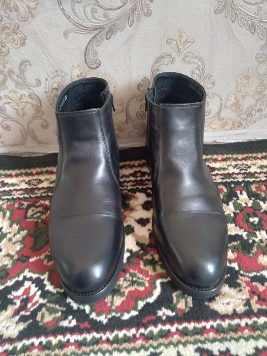 Продаётся пол сапоги