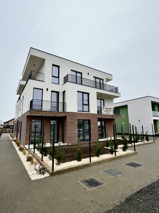 Ap Premium cu 3 Cam•Doar 4 Vecini • 80 mp Utili • 2 Parcări-Proprietar