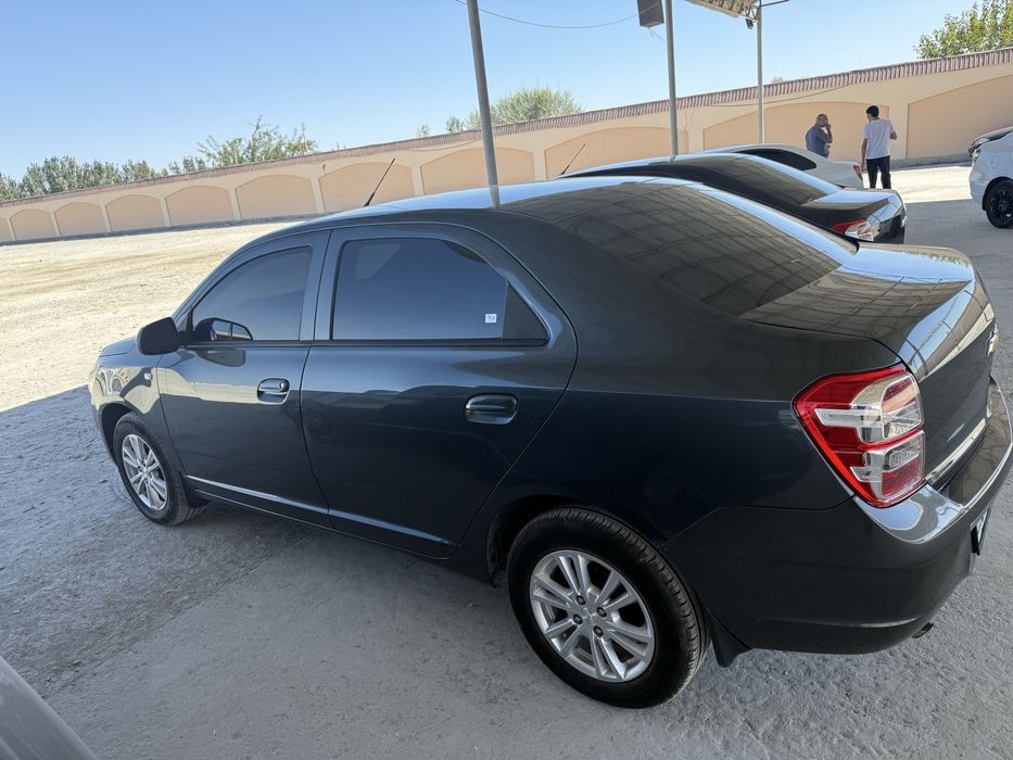 Ассалому алайкум зудлик билан кубилт афтамобили сотилади