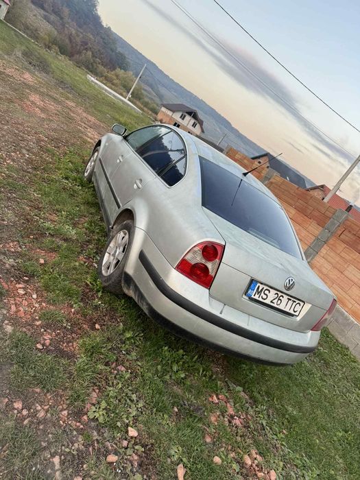 Vând Passat b5.5 1,6 benzină