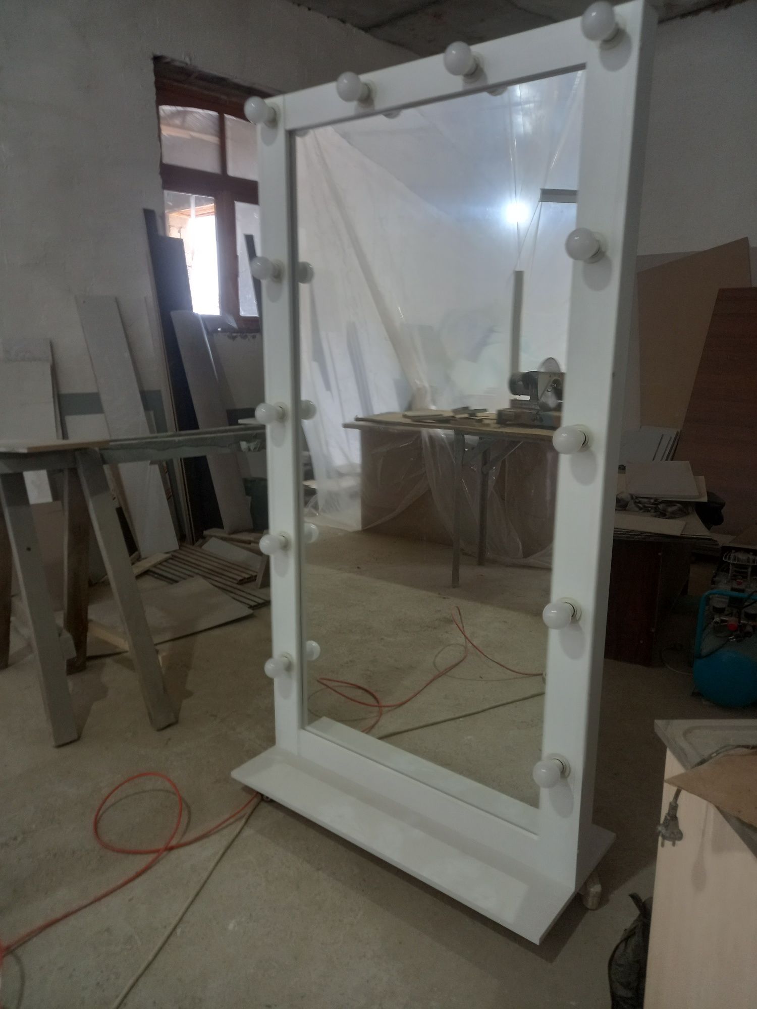 Salon uchun oyna kafolati bor kafolat 1 yilgacha Narxi 1.300,000
