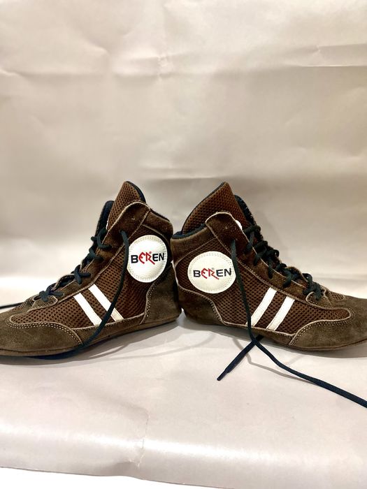 БОРЦОВКИ БЕРЕН в отличном состоянии 40 размер