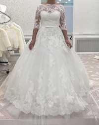 Свадебное платье 40-44 размер