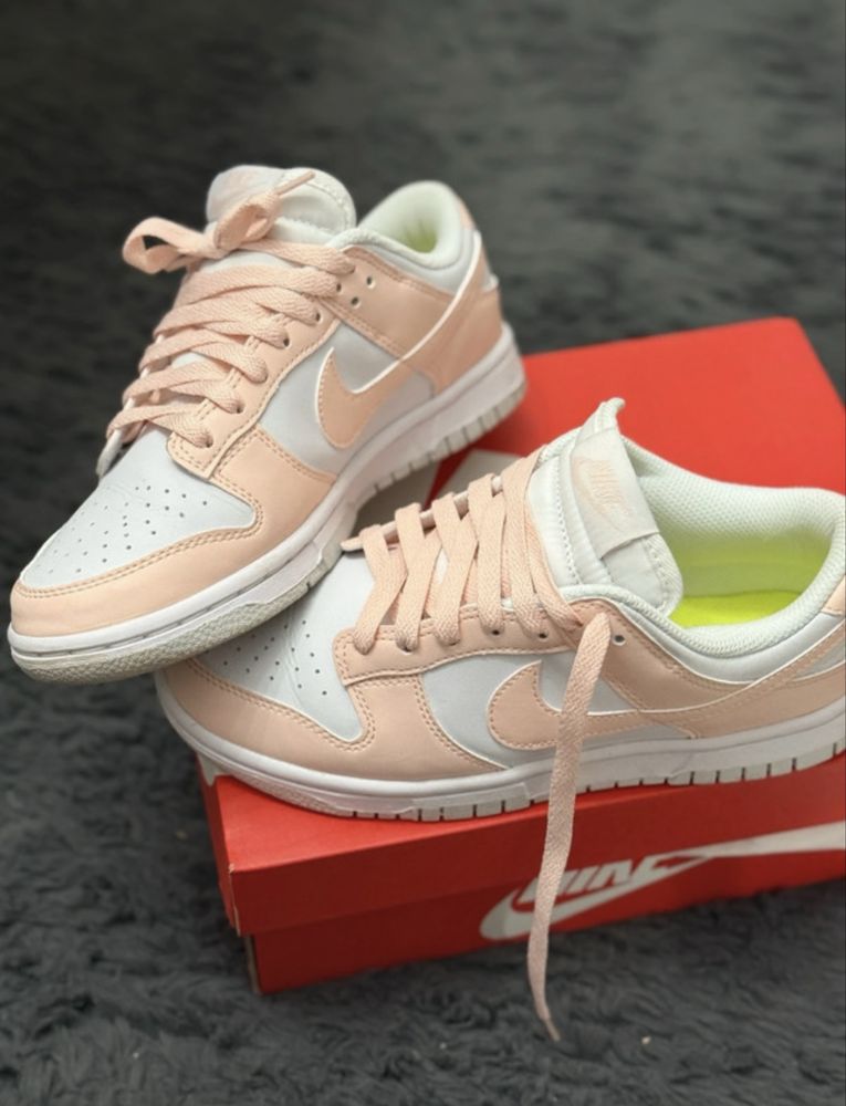 Vand Nike Dunk roz