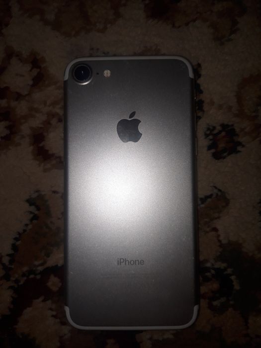 Аифон 7 32гбакб 94%