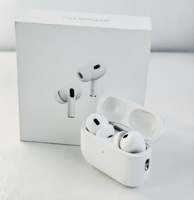 Apple Airpods Pro 2nd Gen 2023 USB-C слушалки Гаранция!