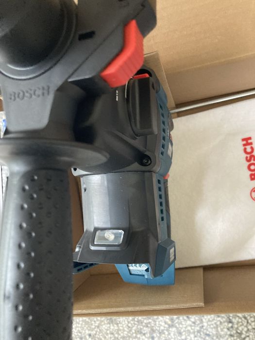 Нов перфоратор Bosch GBH18v-21