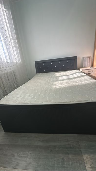 Продом кровать б/у в хорошом состояние