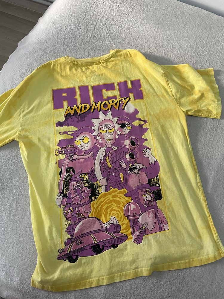 Tricou rick amd morty