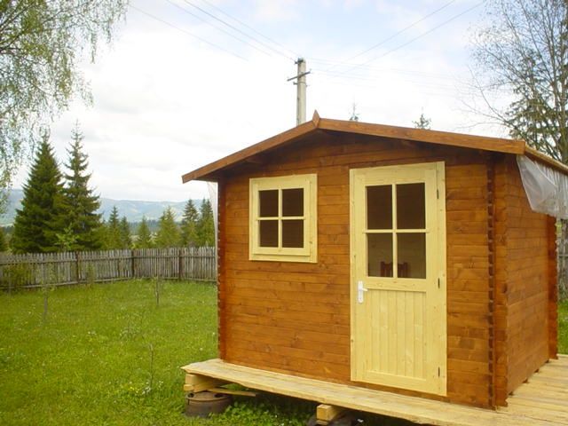 Foișoare  terase magazii casute etc