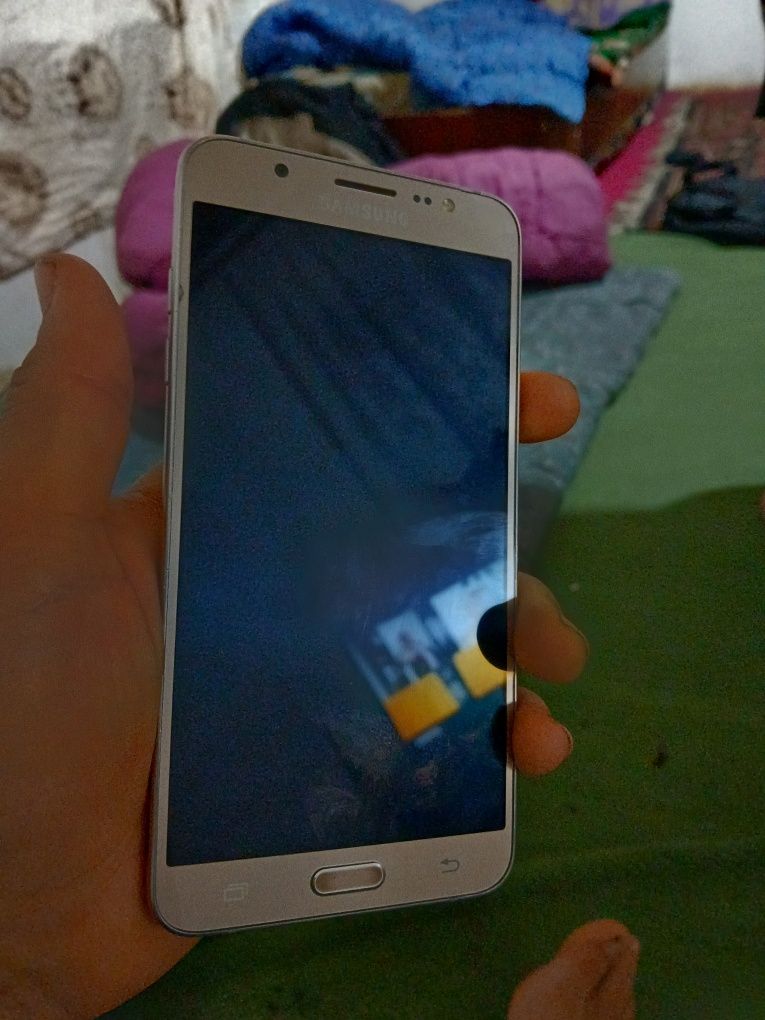 Samsung galaxy j 7 2/16