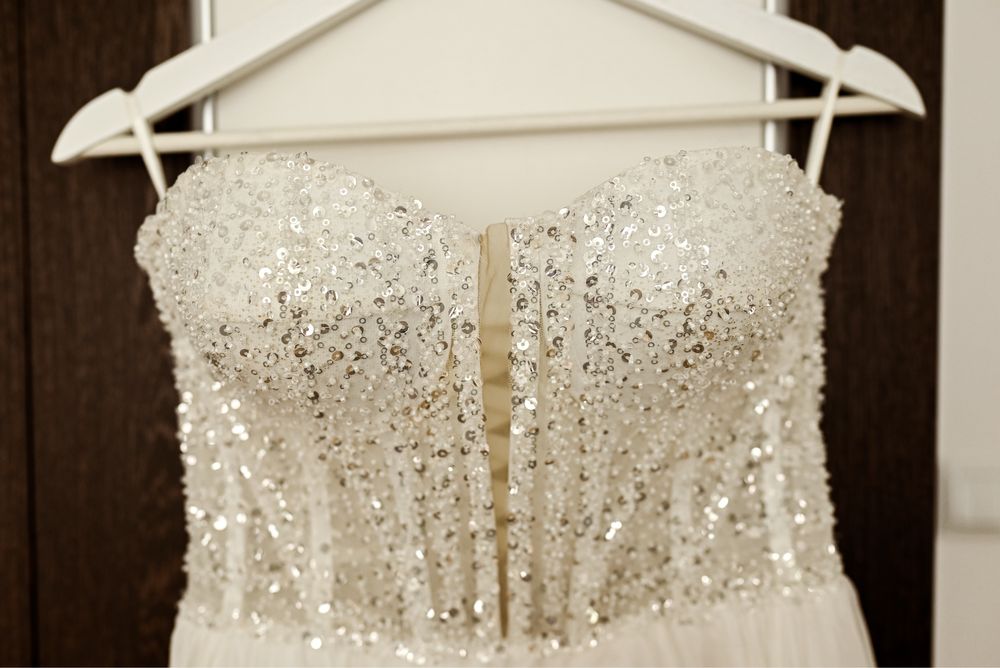 Vand Rochie mireasa de matase naturala