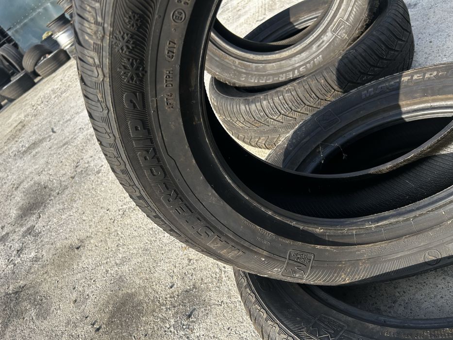 4бр Зимни гуми Semperit 235/60R18