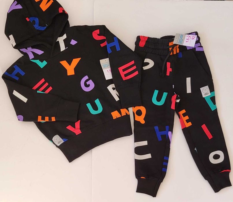 Комплекти за момичета и момчета гащеризони